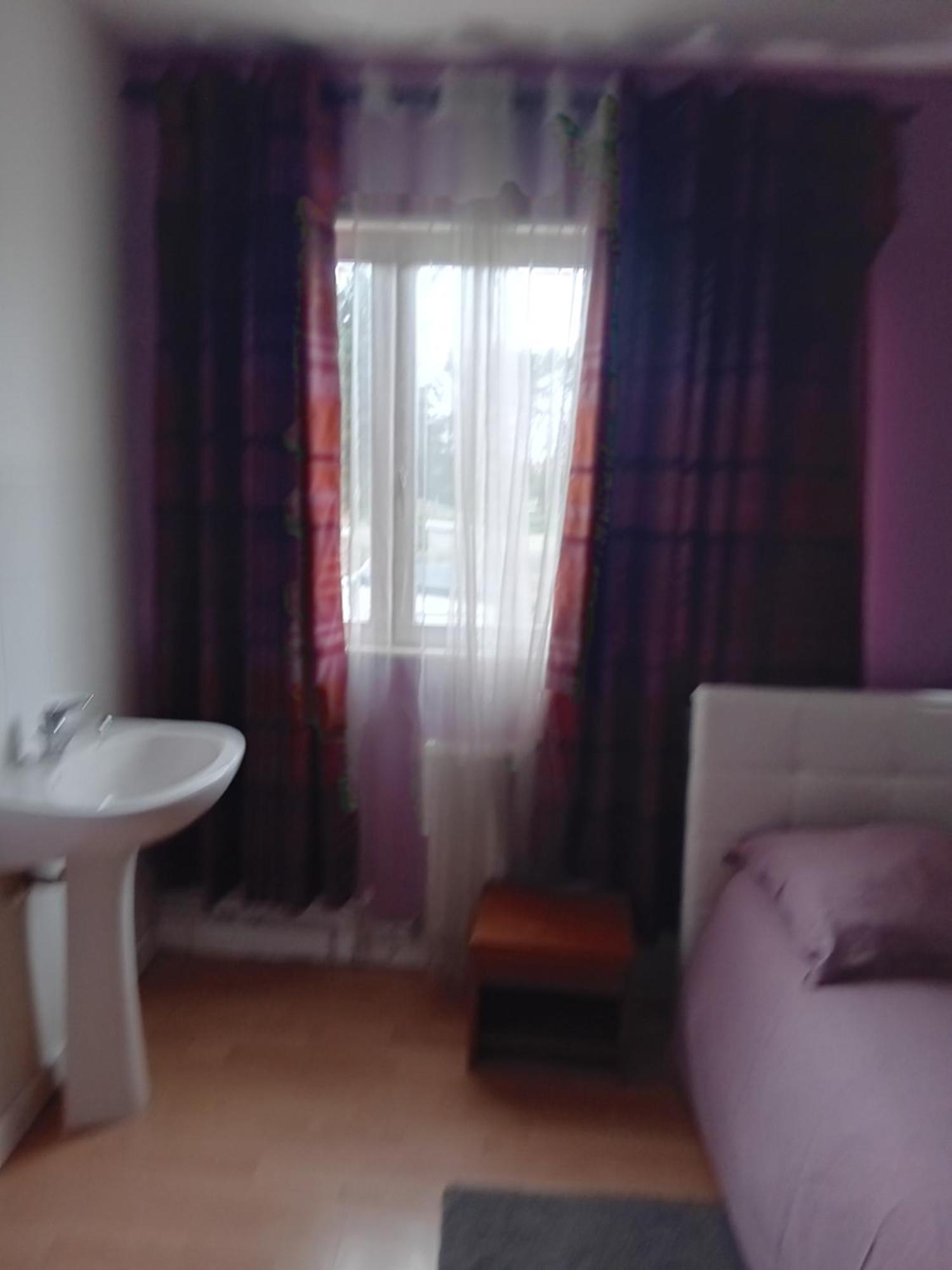 Chambre Privee Dans Une Maison Individuelle Ronchin Екстер'єр фото